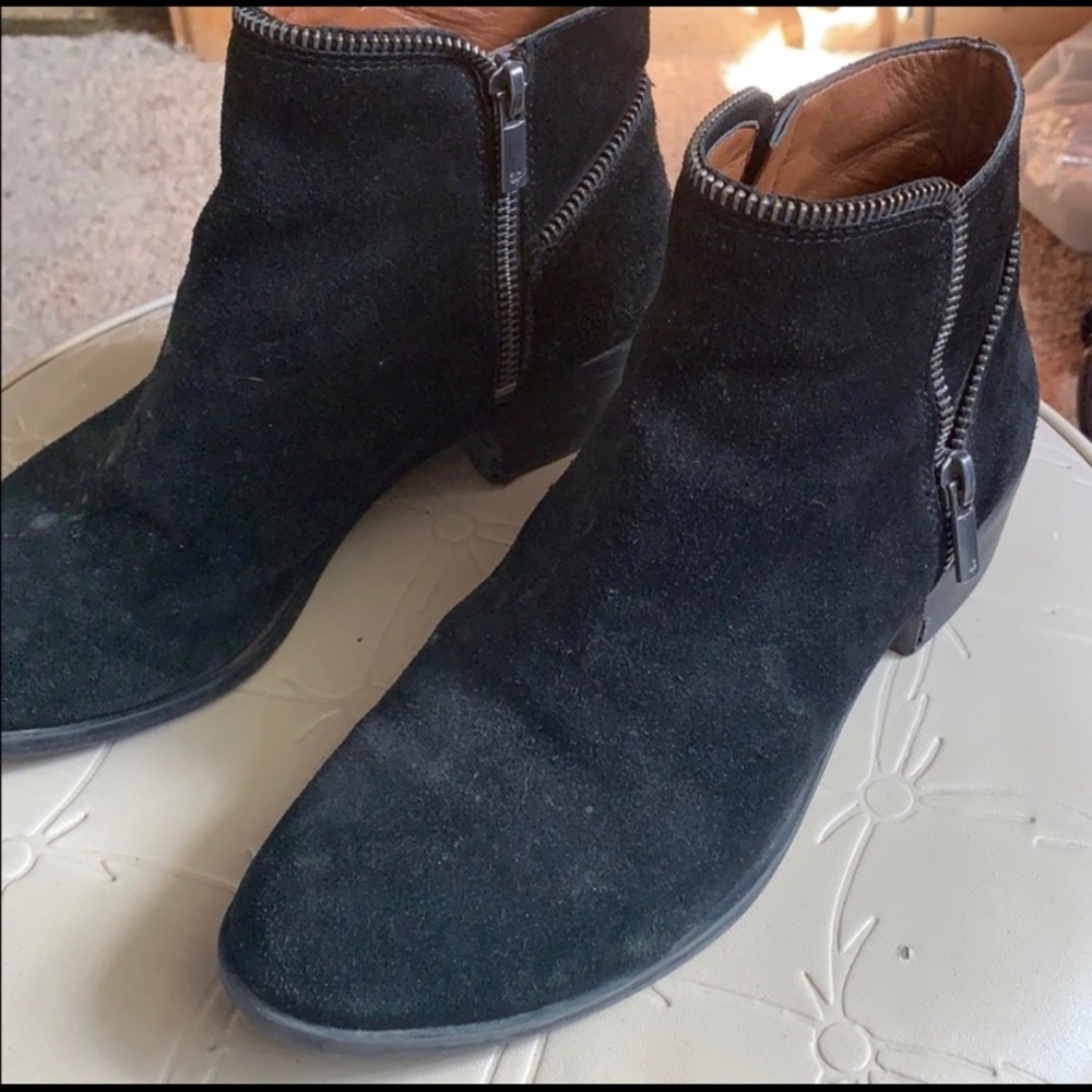 Lucky Brand suede ankle boots